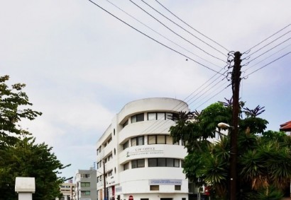 Paphos Town, Пафос Магазин На продажу | 8112