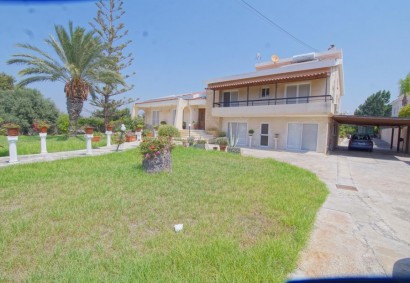 Empa, Пафос Отдельная вилла На продажу | 9651