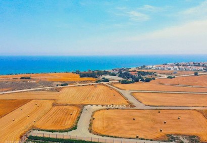 Pervolia, Ларнаки Touristic Land На продажу | 32349