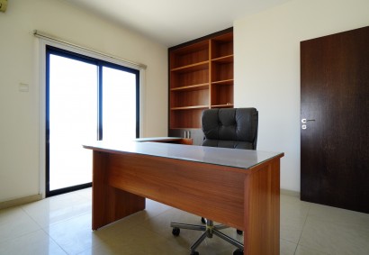 Larnaka - Skala, Ларнаки Офис В аренду | 40337