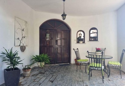 Kato Paphos - Universal, Пафос Здания На продажу | 41194