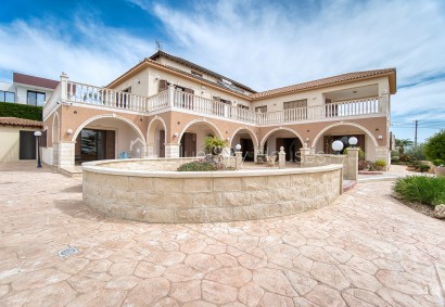 Ayios Athanasios Отдельная вилла На продажу | 42845