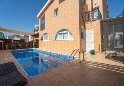 Ayios Athanasios Отдельная вилла На продажу | 44258