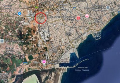 Kato Polemidia, Лимассол Commercial Land На продажу | 45350