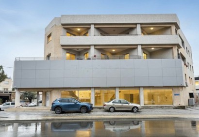 Kato Polemidia, Лимассол Магазин В аренду | 47244AA