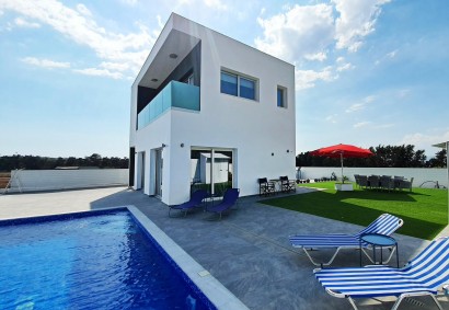 Akrotiri, Лимассол Отдельная вилла В аренду | 50130AA
