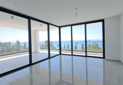 Molos, Лимассол Апартаменты На продажу | 48049
