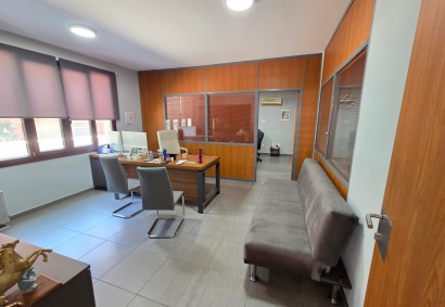 Agia Zoni, Лимассол Офис В аренду | 51229AA